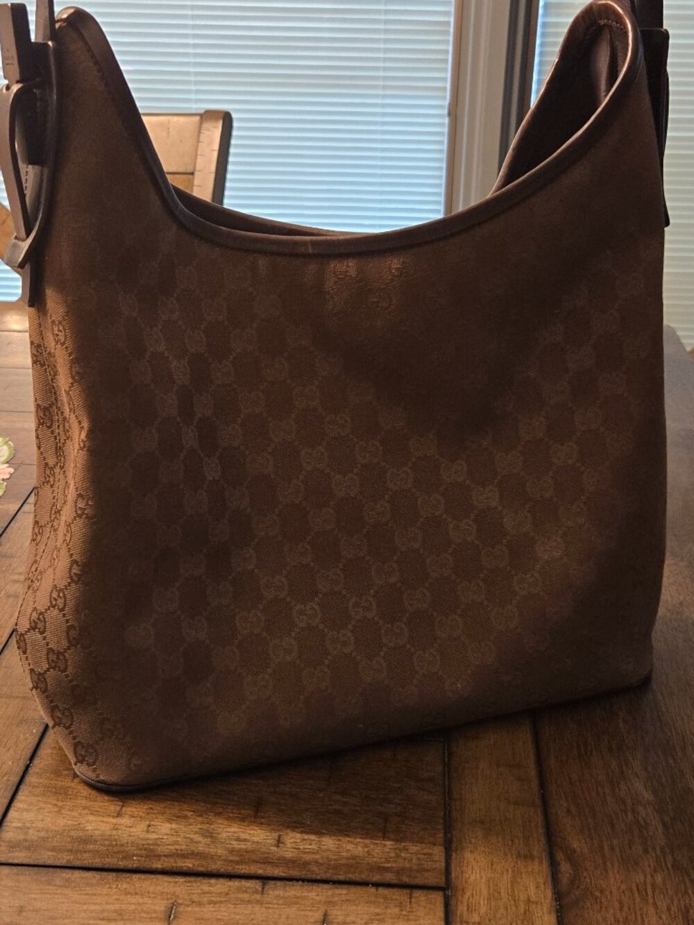 Gucci shoulder bag